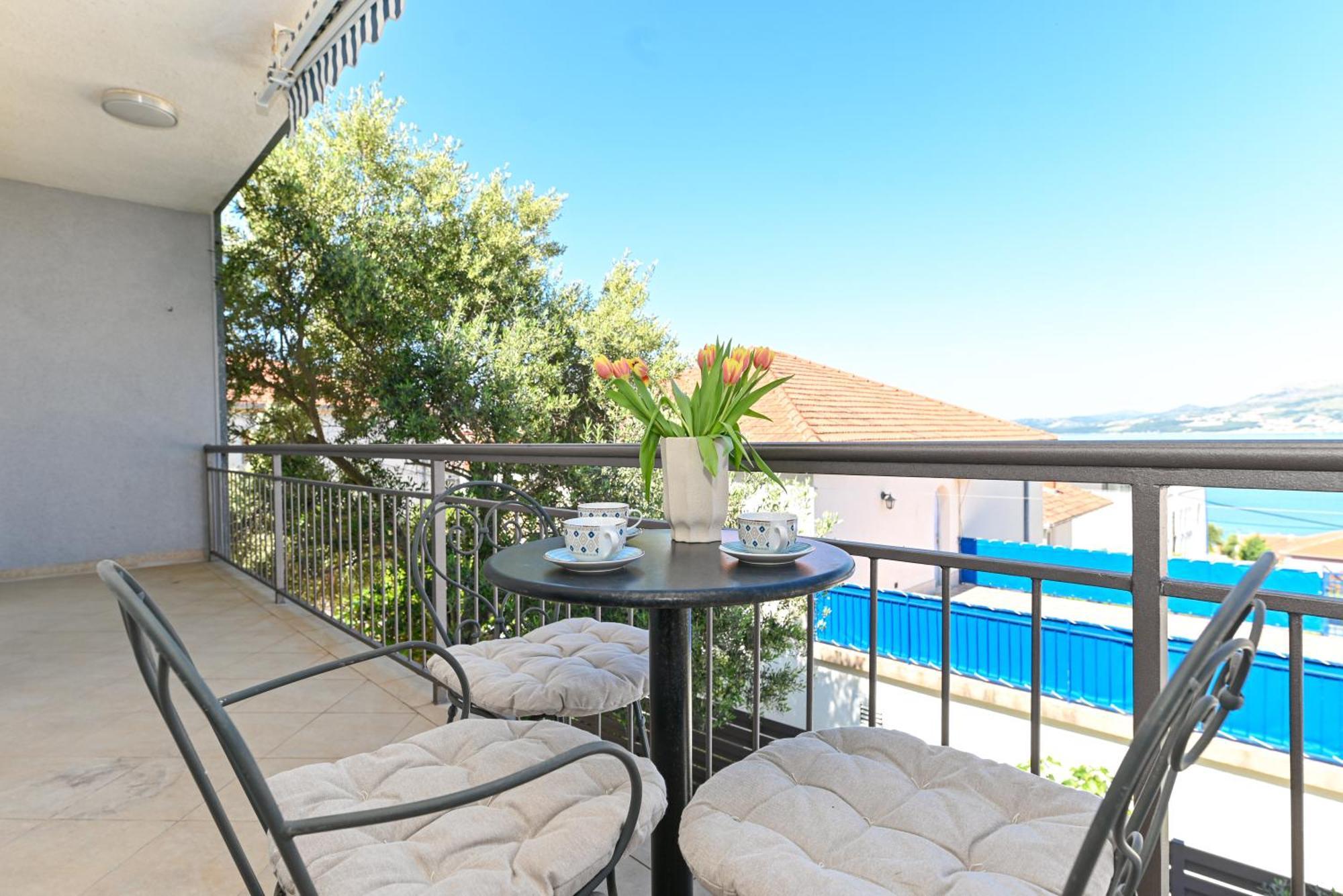 Villa Costa Blu With Pool By The Sea โตรกีร์ ภายนอก รูปภาพ